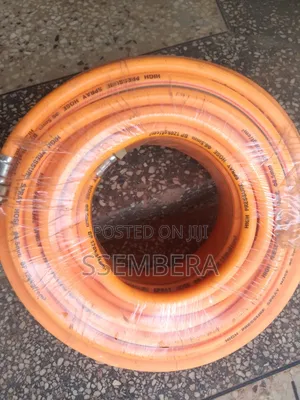 Orange Spray Pipe