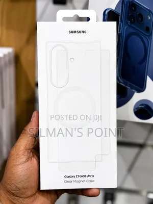 Samsung Galaxy Z Fold 8 Ultra Clear Magnetic Case