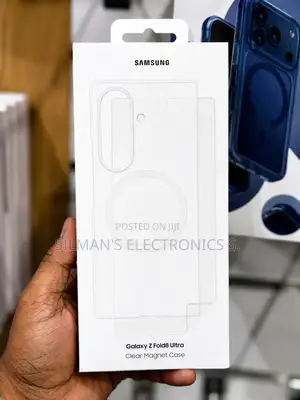 Samsung Galaxy Z Fold 8 Ultra Clear Magnetic Case