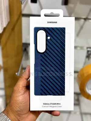 Galaxy Z Fold 8 Ultra Carbon Magnet Case Blue