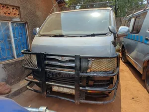 Toyota HiAce 2008 Silver