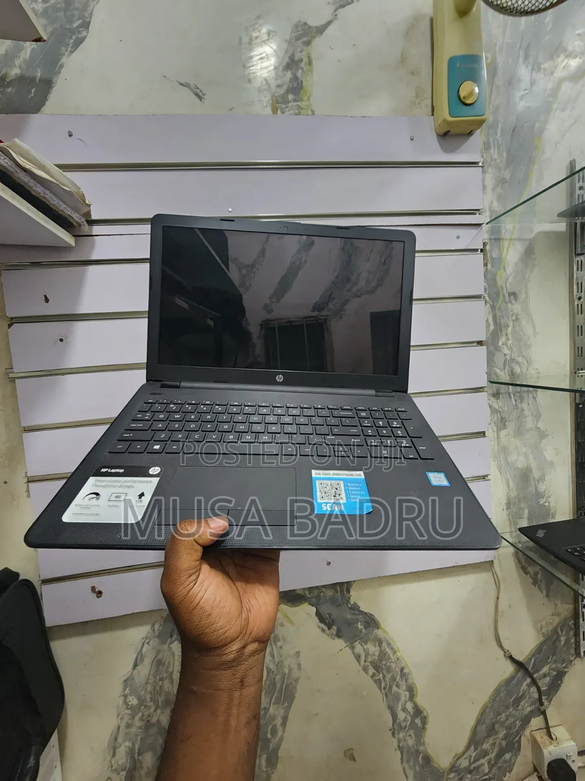 New Laptop HP 250 G4 8GB Intel Core i5 SSD 256GB