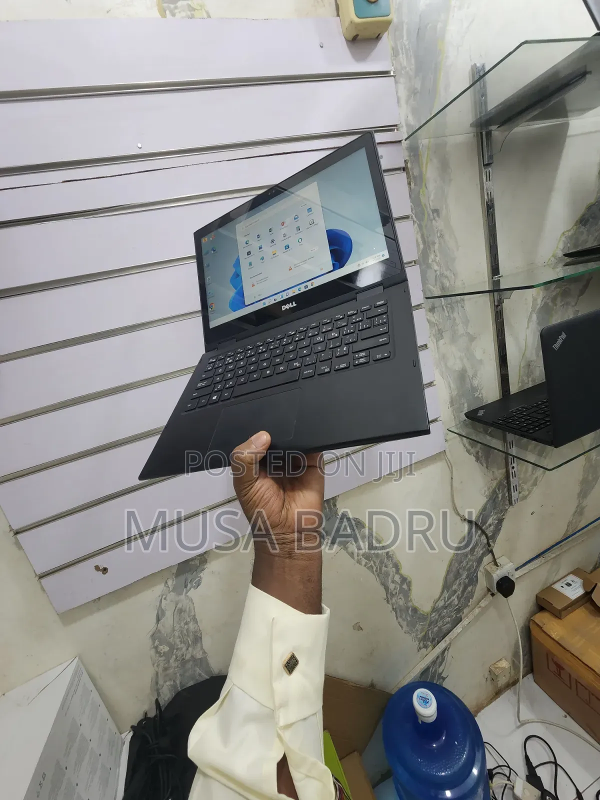 Laptop Dell Latitude 3390 2-in-1 8GB Intel Core i5 SSD 256GB