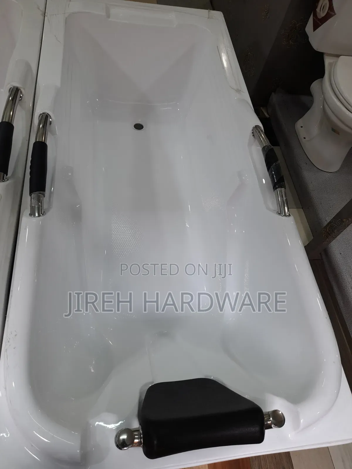 Panel Bathtub
