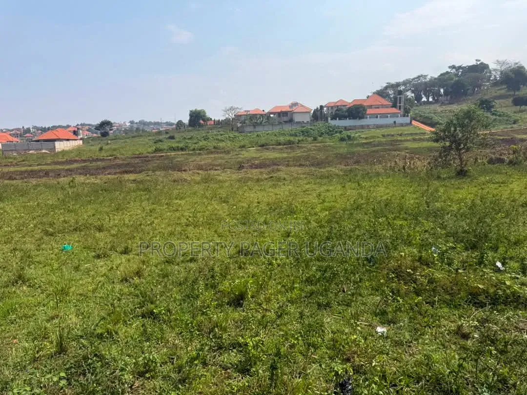 11 Decimals for Sale in Kira-Kitukutwe Parliamentary Sacco