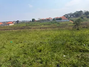 11 Decimals for Sale in Kira-Kitukutwe Parliamentary Sacco