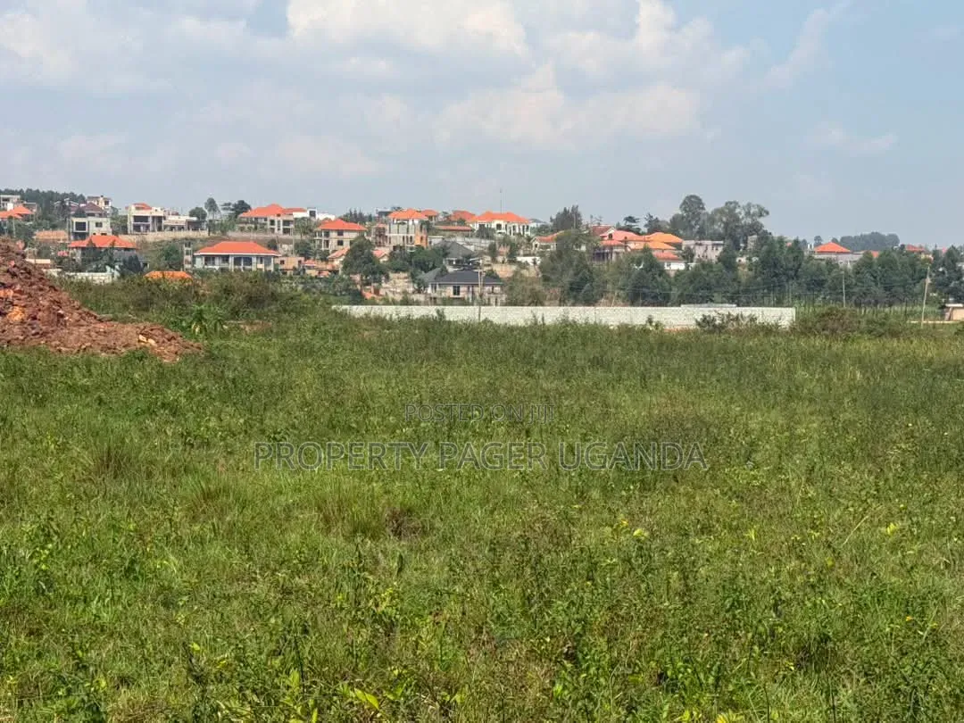 11 Decimals for Sale in Kira-Kitukutwe Parliamentary Sacco
