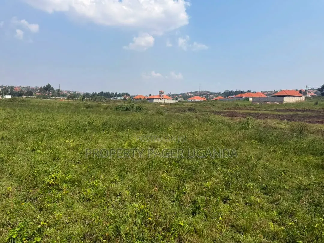 11 Decimals for Sale in Kira-Kitukutwe Parliamentary Sacco