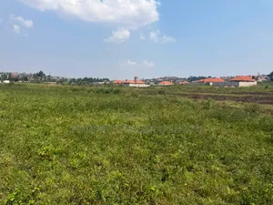 11 Decimals for Sale in Kira-Kitukutwe Parliamentary Sacco