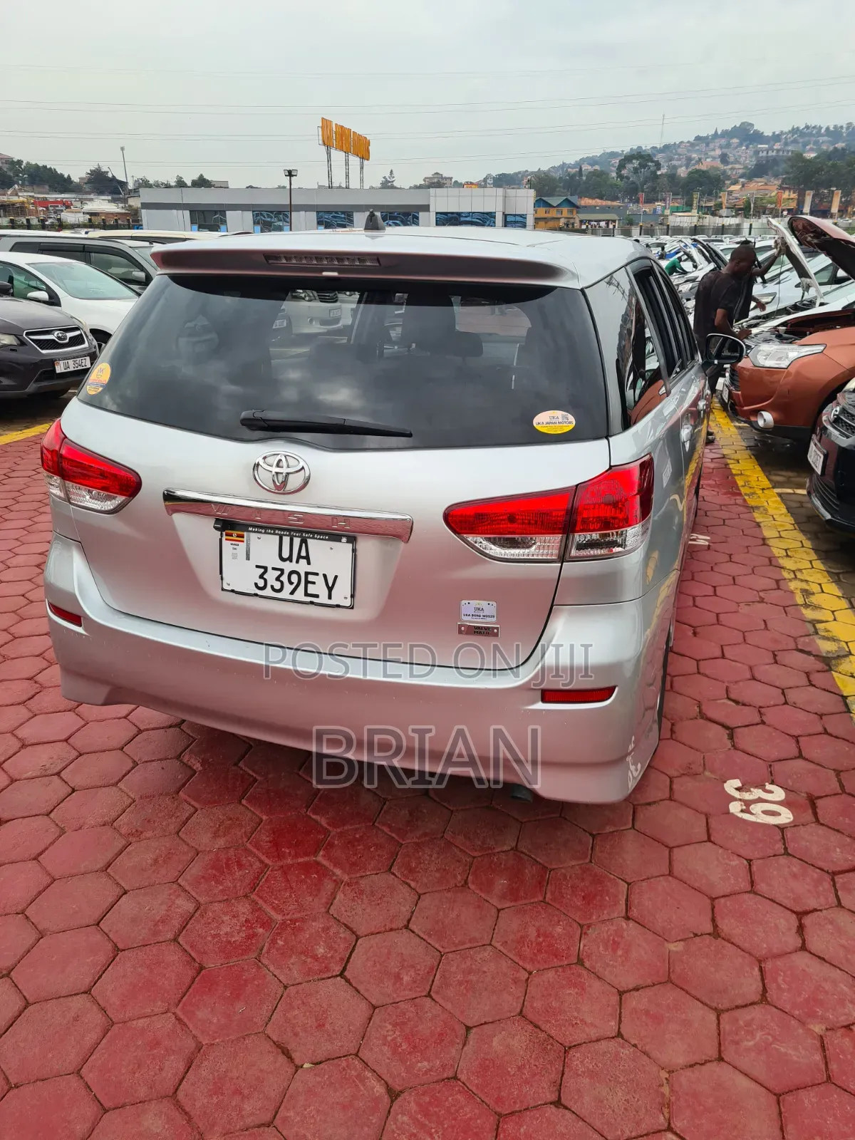 Toyota Wish 2012 Silver