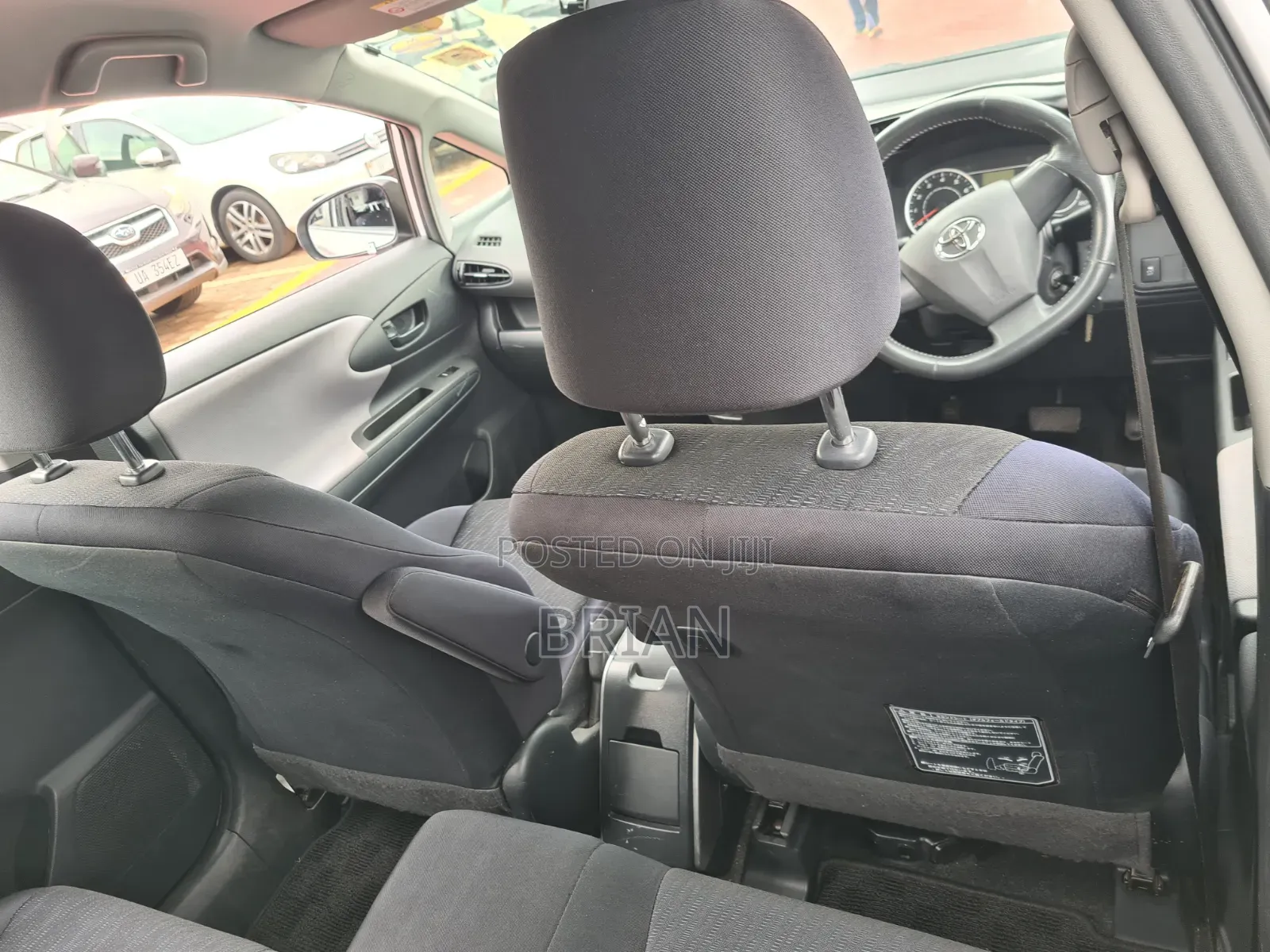 Toyota Wish 2012 Silver