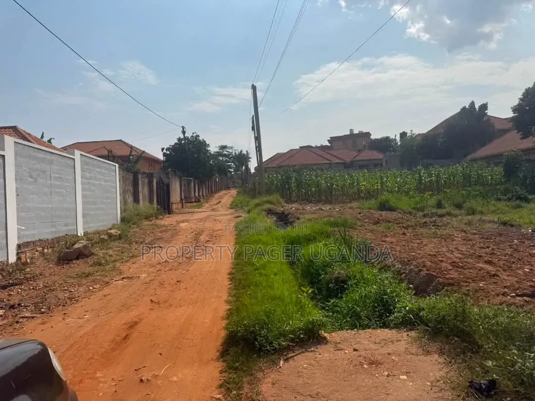 Prime Land of 15 Decimals for Sale in Namugongo.