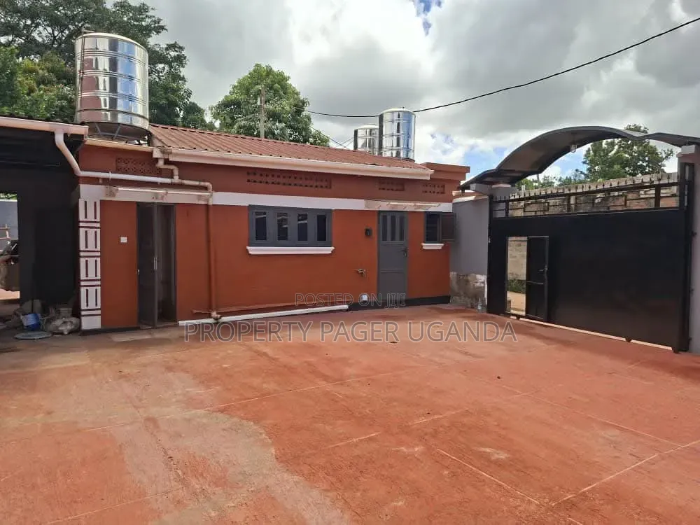 2bdrm House in Kira-Kitukutwe for rent