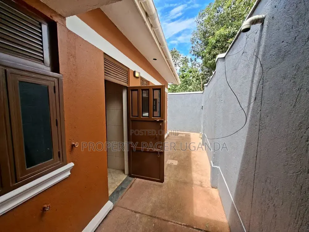 2bdrm House in Kira-Kitukutwe for rent