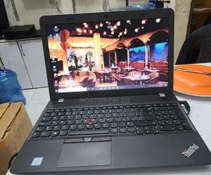 Laptop Lenovo ThinkPad E570 8GB Intel Core i5 HDD 500GB