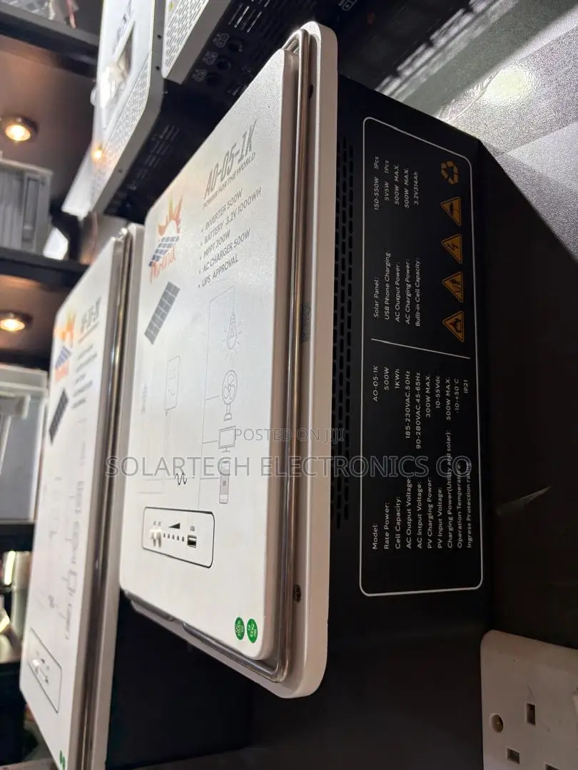 Phoenix 1kWh 500W All-in-One Solar Backup Power Station