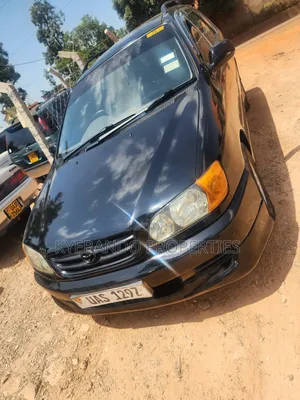 Toyota Ipsum 2000 Black