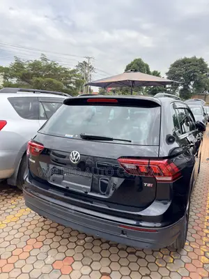Volkswagen Tiguan 2017 Black