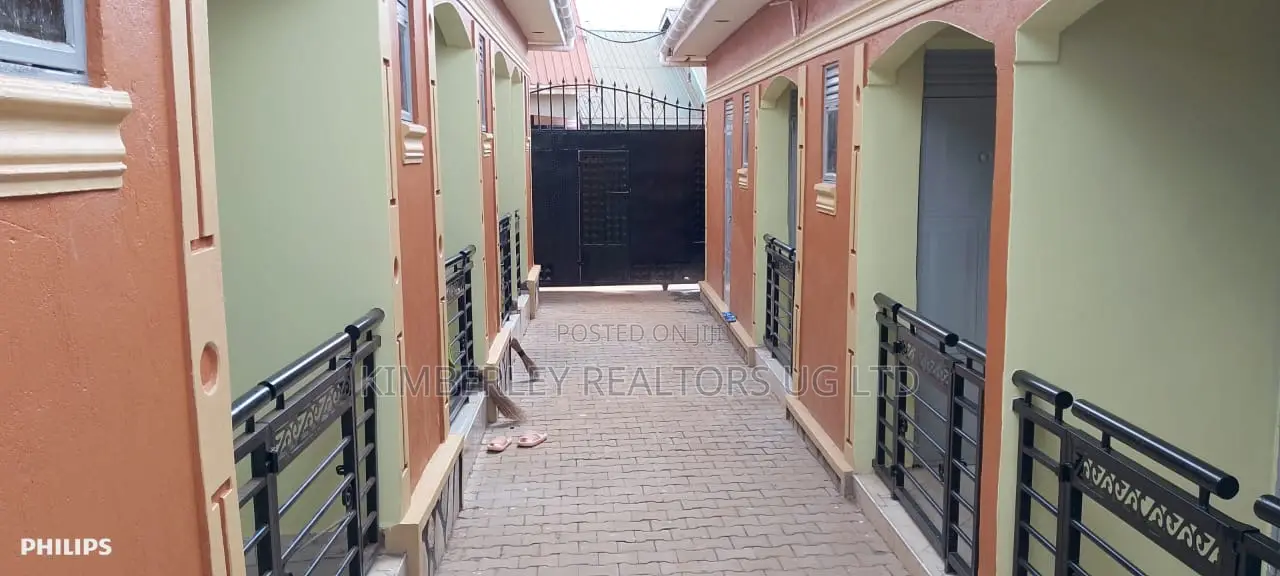 2bdrm Duplex in Division A for sale