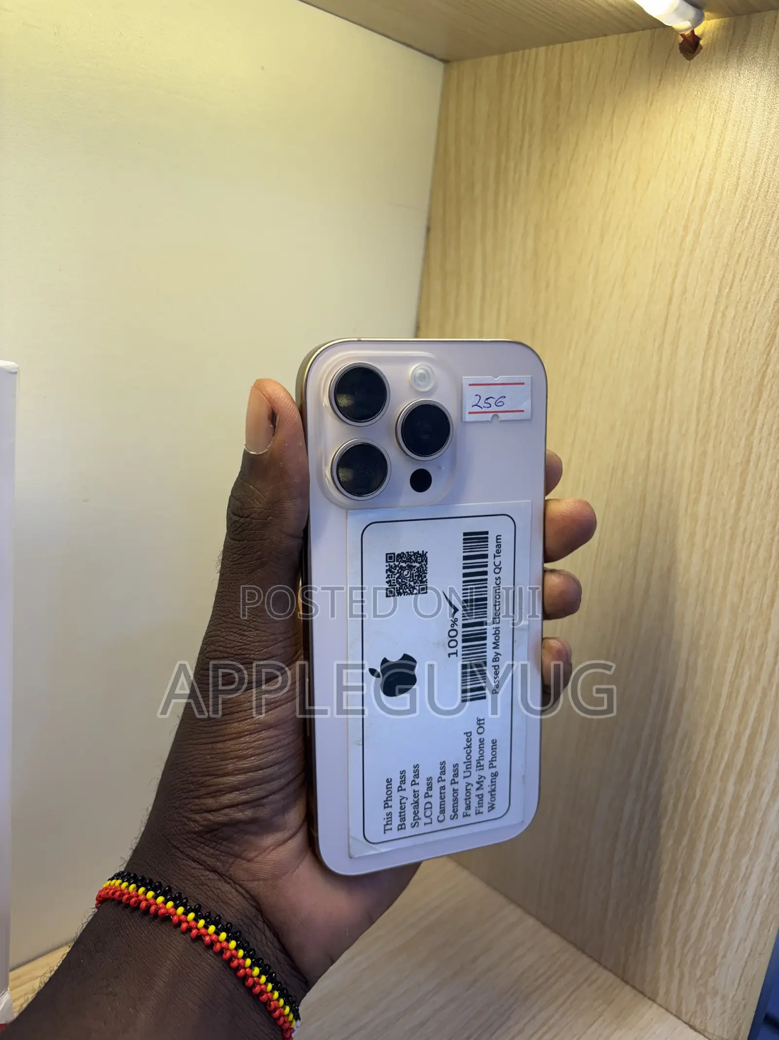 Apple iPhone 16 Pro 256 GB Gold