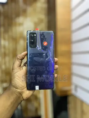 New Samsung Galaxy S20 FE 5G 128 GB Blue