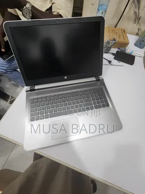 New Laptop HP Pavilion 15 8GB AMD A8 HDD+SSD 500GB