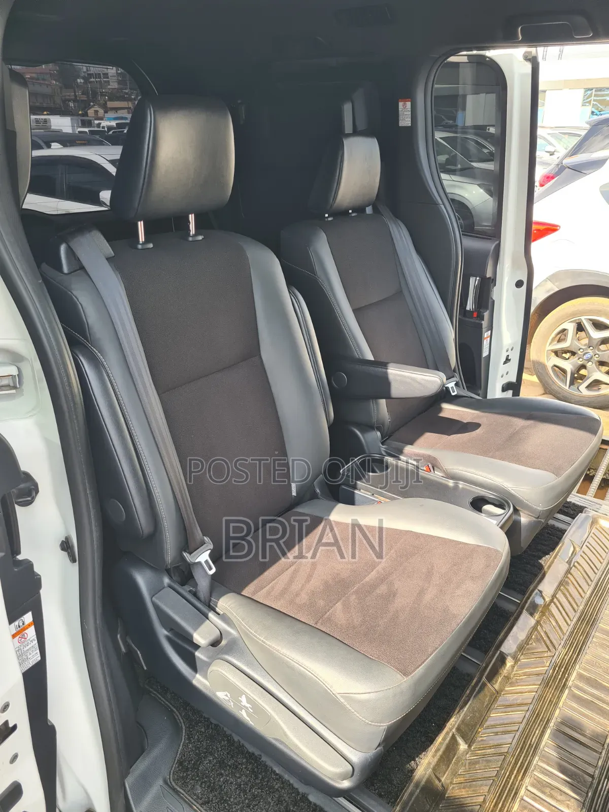 Toyota Noah 2020 White