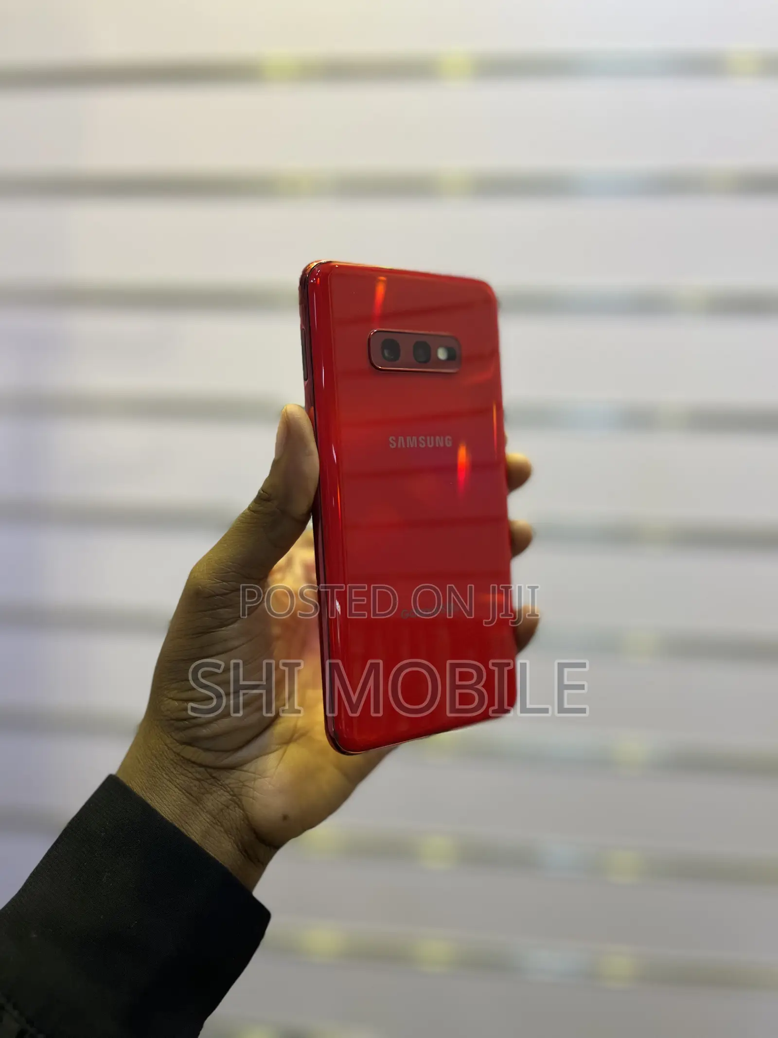 Samsung Galaxy S10e 128 GB Red