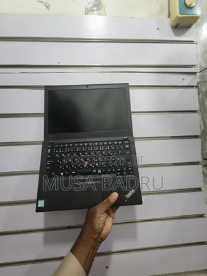 Laptop Lenovo ThinkPad X270 4GB Intel Core i3 HDD+SSD 500GB