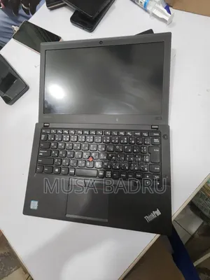 Laptop Lenovo ThinkPad X260 4GB Intel Core i3 HDD+SSD 320GB