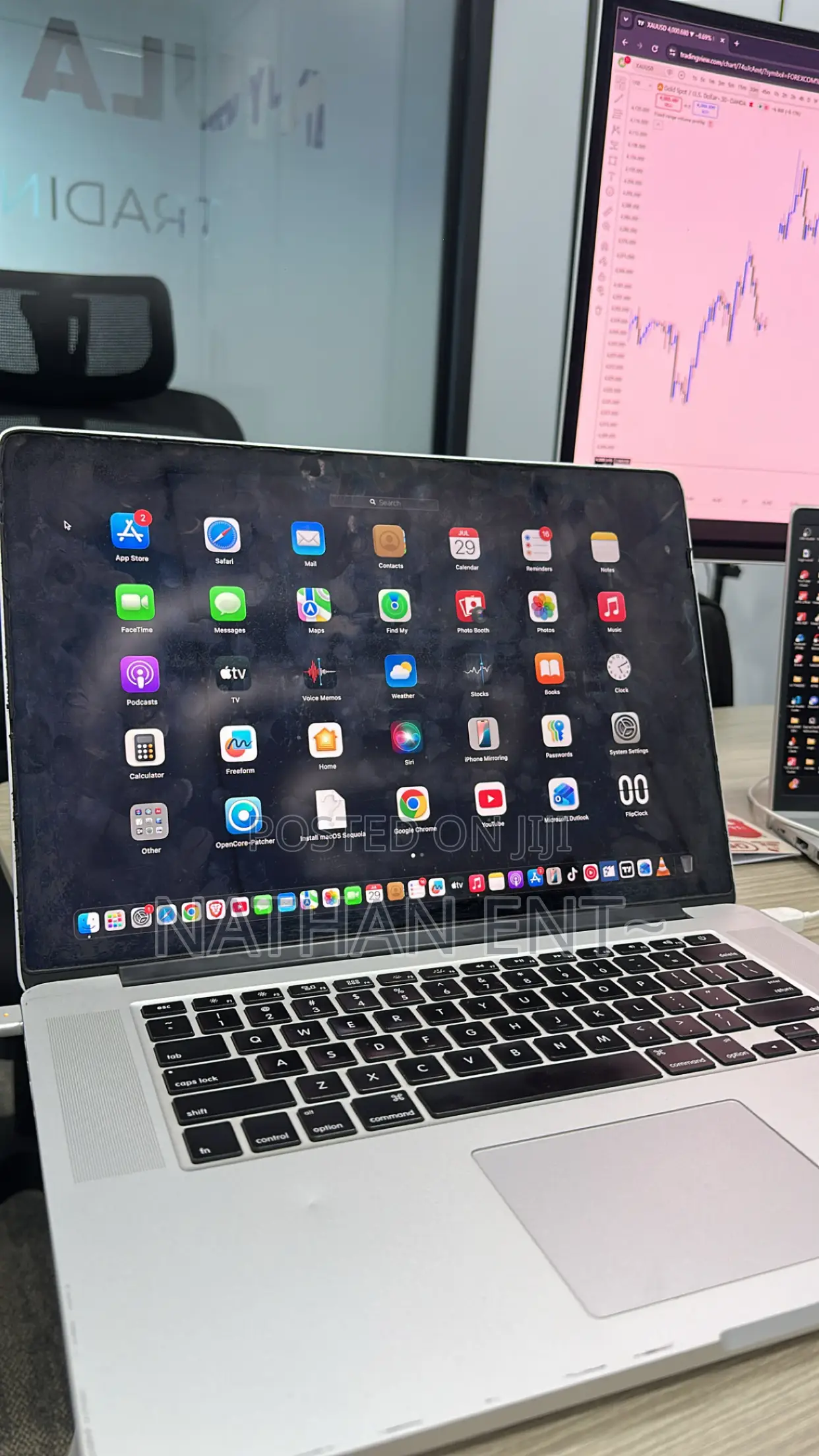 New Laptop Apple MacBook 2015 16GB Intel Core i7 SSD 256GB