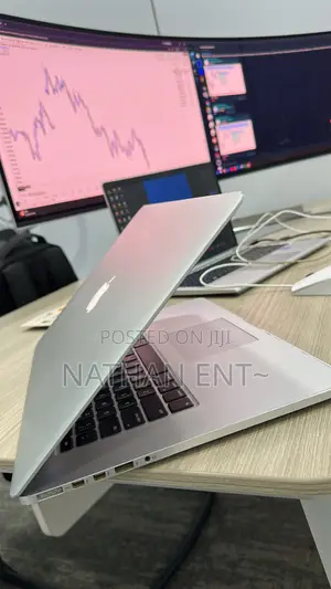 New Laptop Apple MacBook 2015 16GB Intel Core i7 SSD 256GB