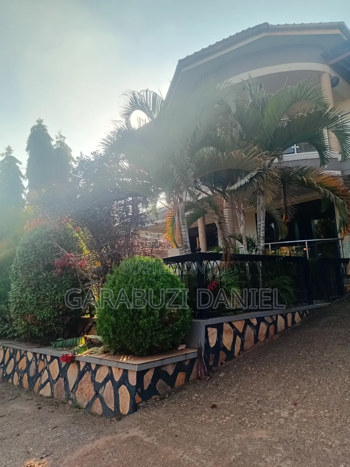 Furnished 5bdrm Bungalow in Makadwa, Ssisa for rent