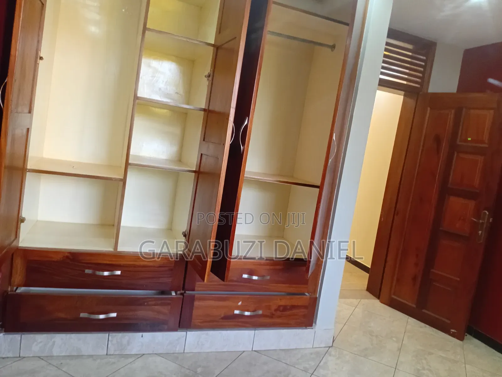 Furnished 5bdrm Bungalow in Makadwa, Ssisa for rent