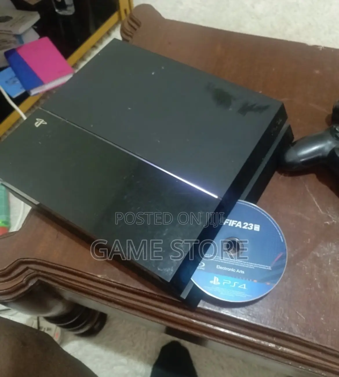 PS4 Standard Console Make Game Updates Download While You Sleep