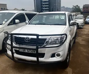 Toyota Hilux 2.5 D-4D SRX 2010 White