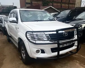 Toyota Hilux 2.5 D-4D SRX 2010 White