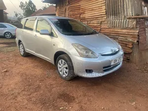 Toyota Wish 2006 Silver