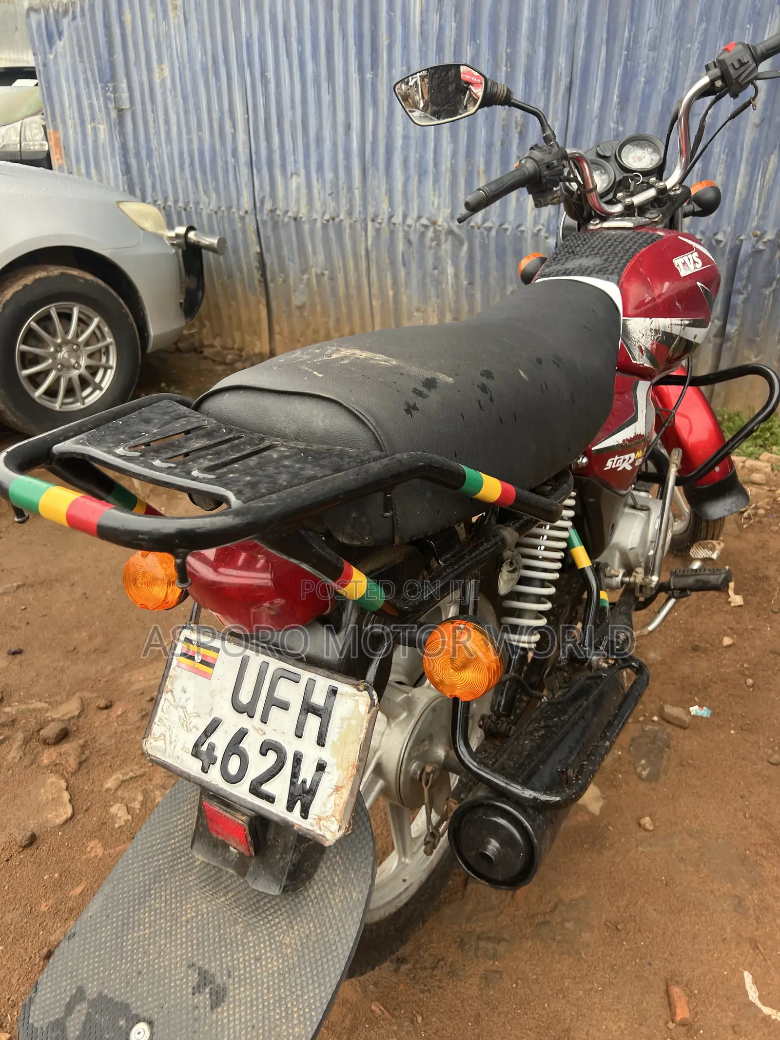 TVS HLX 125 2023 Red