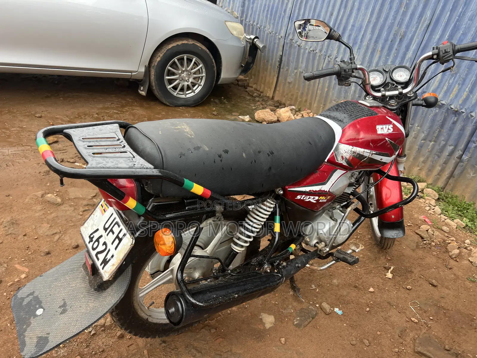 TVS HLX 125 2023 Red
