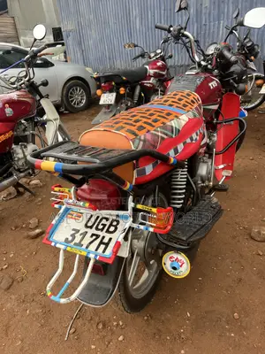 TVS HLX 125 2024 Red