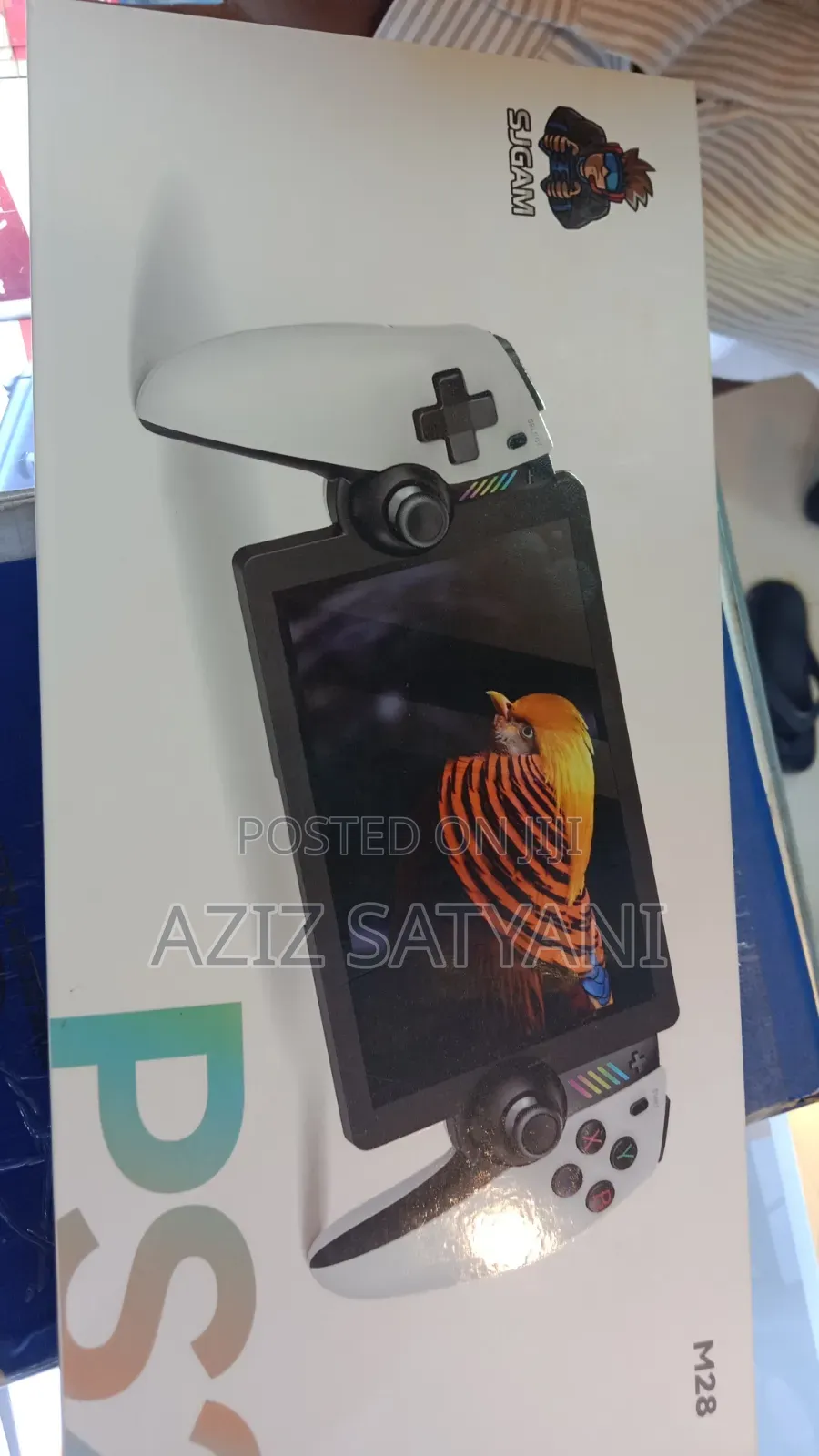 M28 RH Game Console, Emultor, 7.1′′ LCD HD Screen Video Game 4000mAh