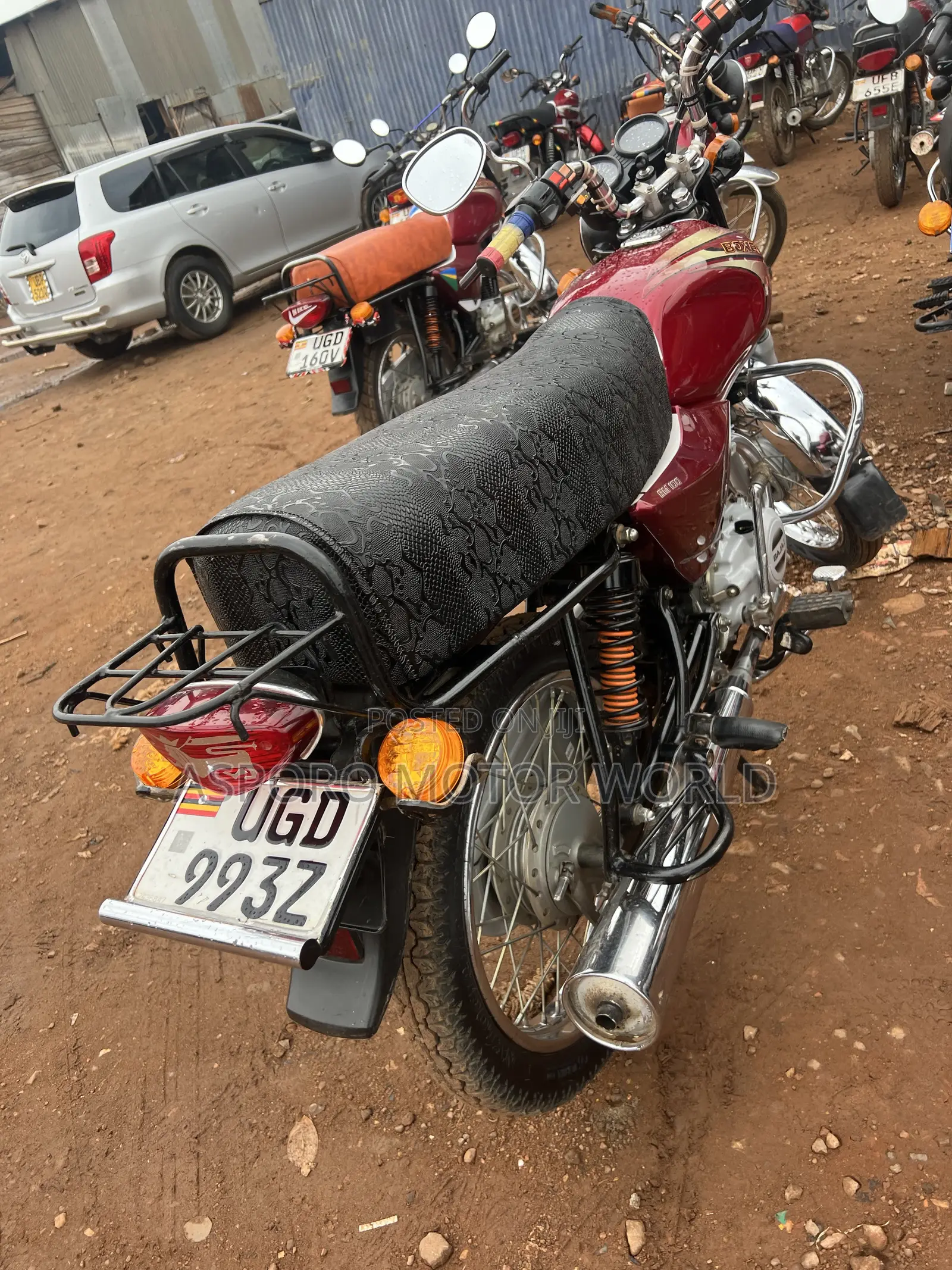 Bajaj Boxer 100 2024 Red
