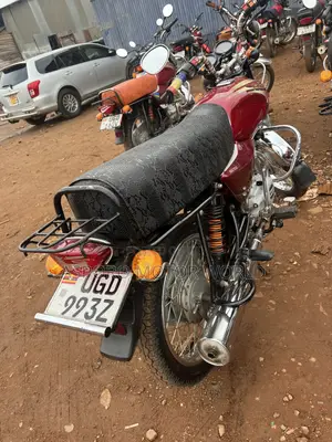 Bajaj Boxer 100 2024 Red