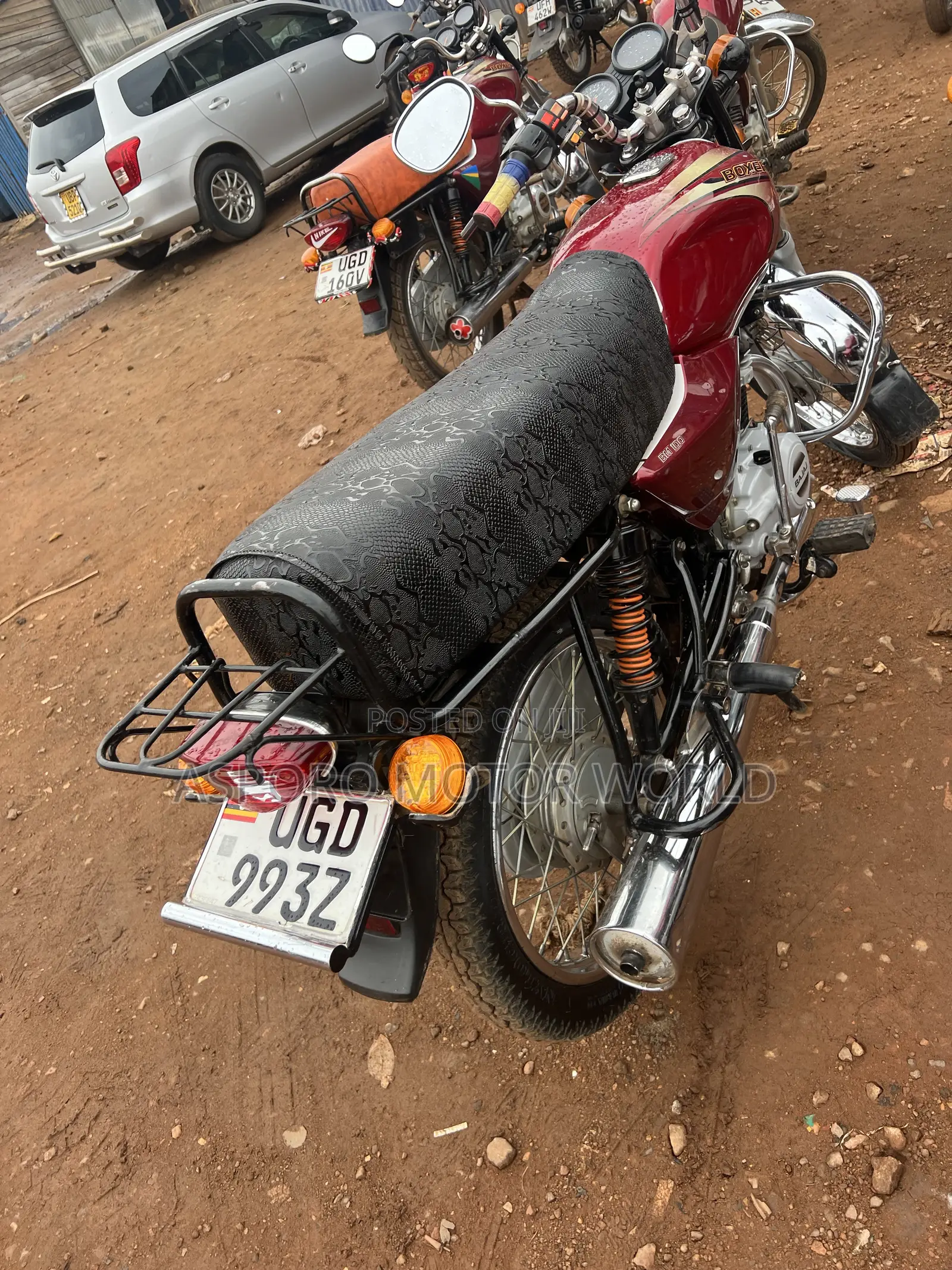 Bajaj Boxer 100 2024 Red