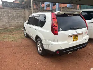 Nissan X-Trail 2.0 Petrol XE 2009 White