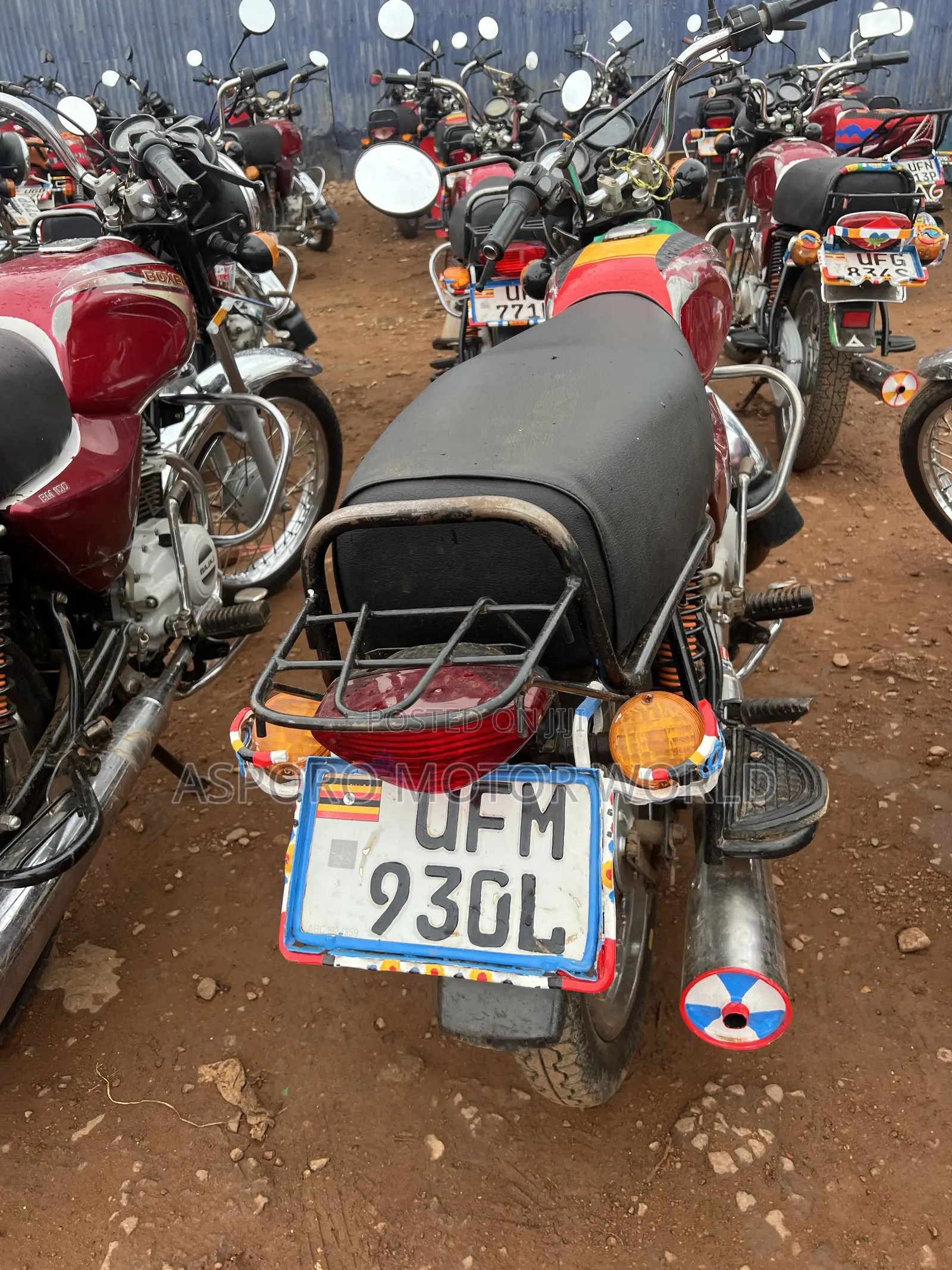 Bajaj Boxer 100 2023 Red