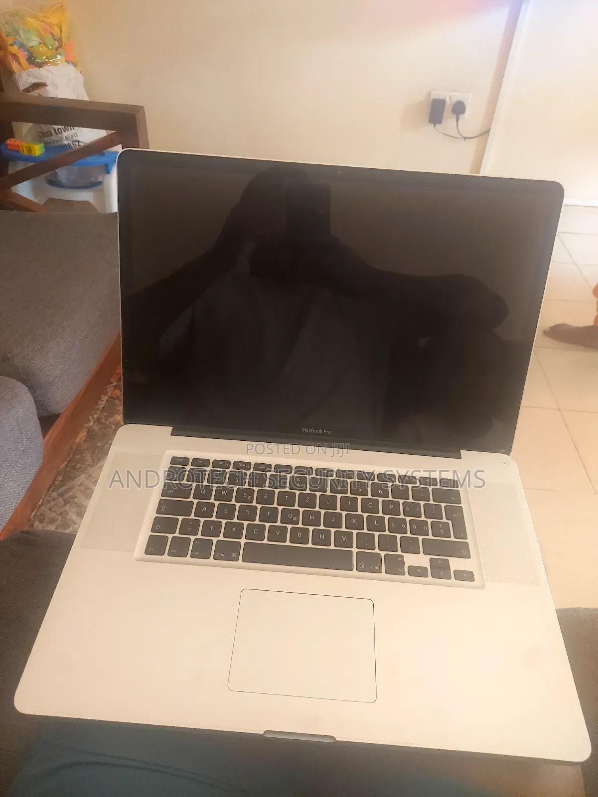 Laptop Apple MacBook 2010 8GB Intel Core 7 SSD 500GB