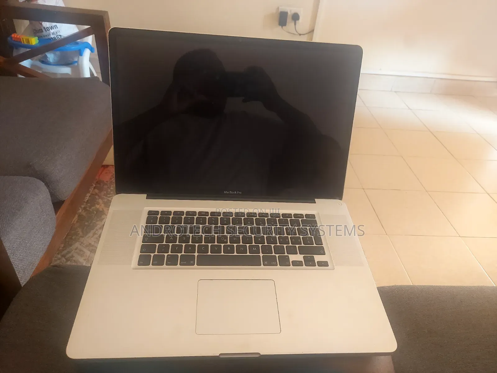 Laptop Apple MacBook 2010 8GB Intel Core 7 SSD 500GB