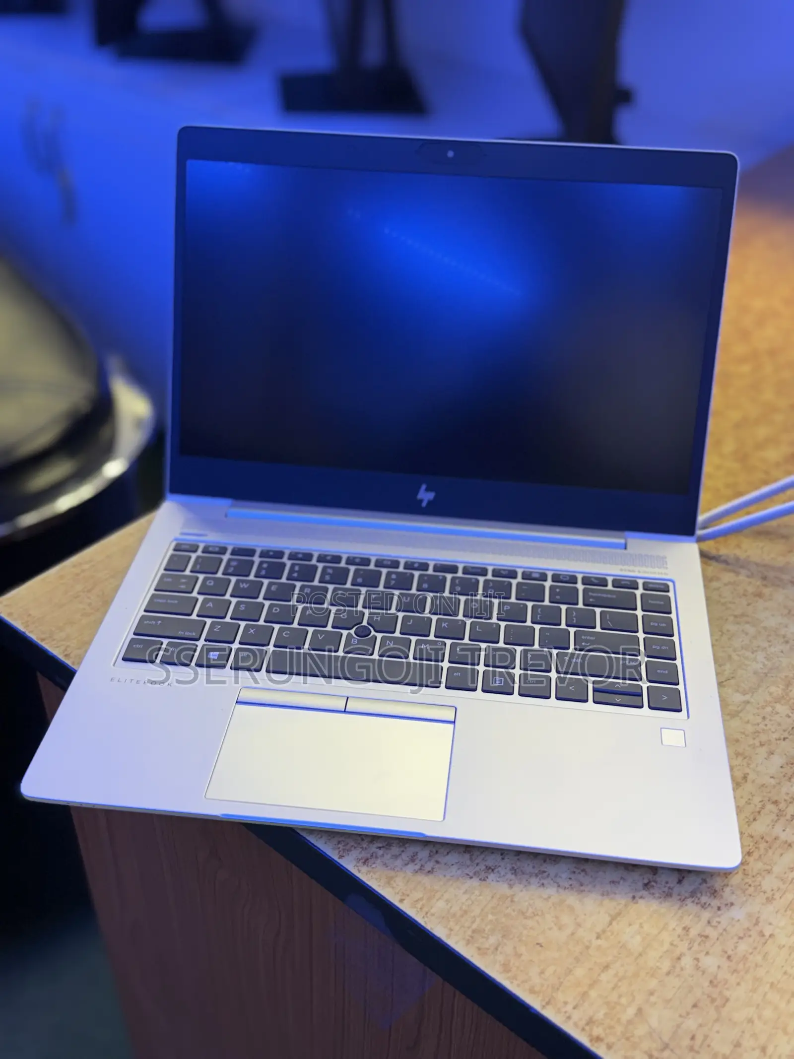 New Laptop HP EliteBook 840 G5 8GB AMD Ryzen 3 SSHD+SSD 256GB